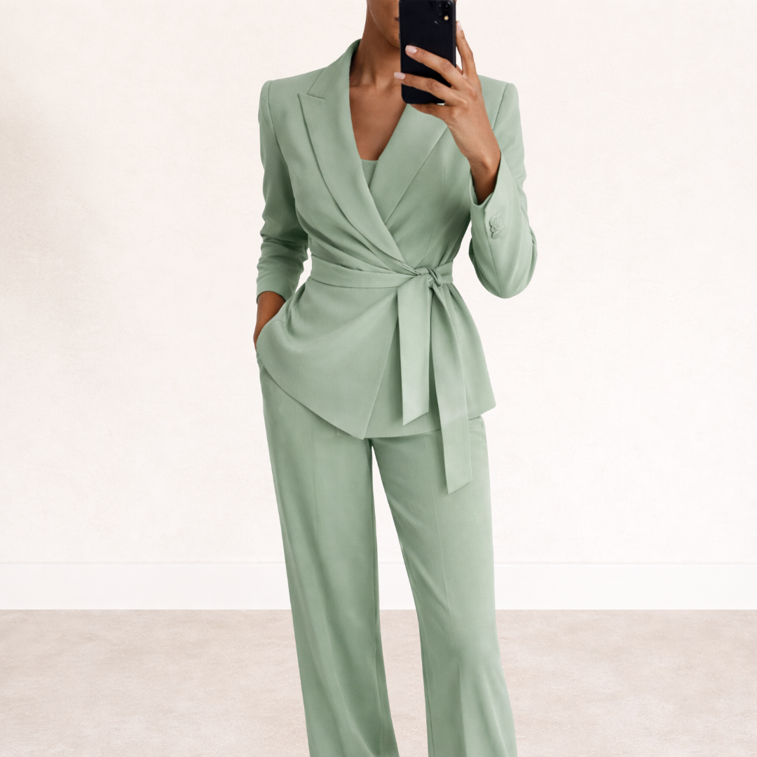 Women's Tailored Two-Piece Suit Set with Wide Leg Trousers