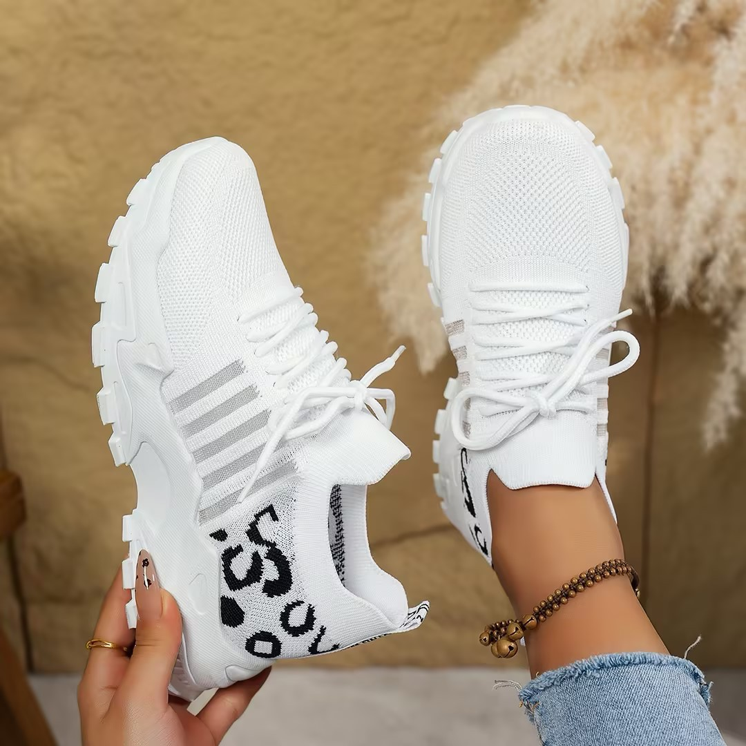 Women's Wide-Toe Orthopedic Sneakers