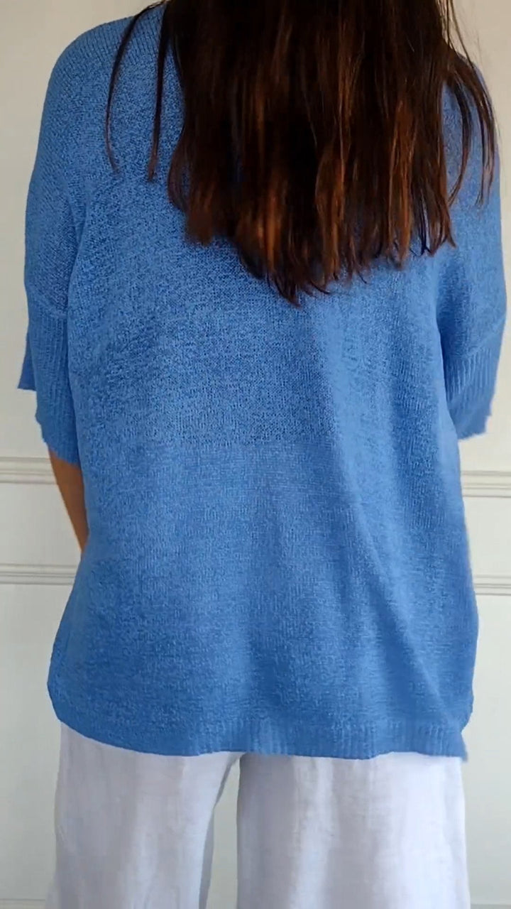 Women's V-Neck Three-Quarter Sleeve Top