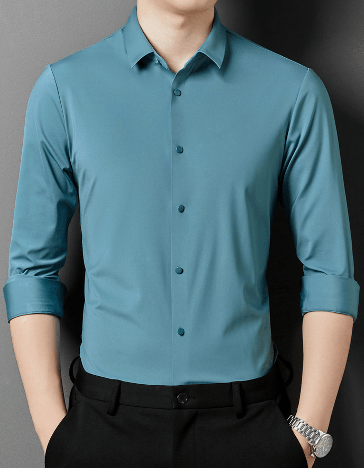 Slim wrinkle-resistant dress shirt for men
